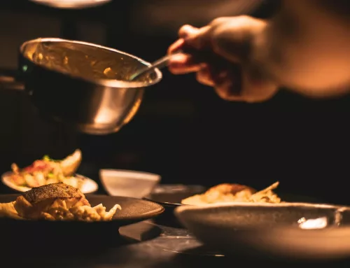 Chef à domicile : l’alternative chic et conviviale au restaurant